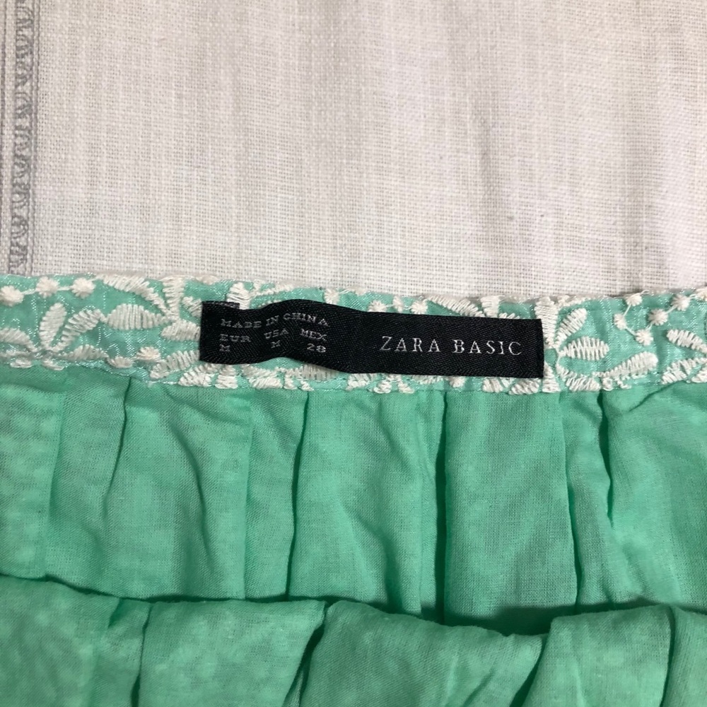 Zara skirt - Picture 3 of 3